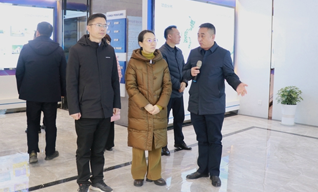 德興市黨政考察團(tuán)蒞臨弋陽(yáng)飛灰水洗項(xiàng)目參觀考察