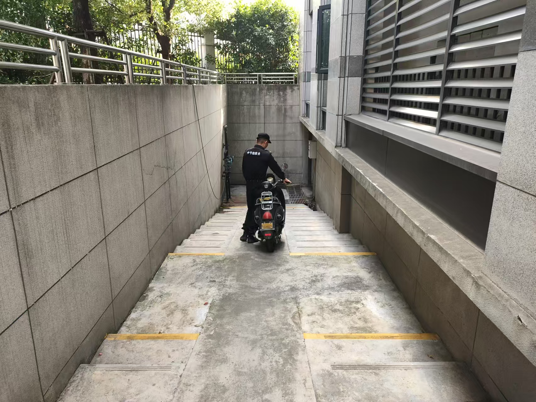 图片13.jpg 图片13.jpg